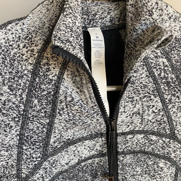 Rare Lululemon define Luon Jacket Twill Black White zip up - Picture 7 of 9